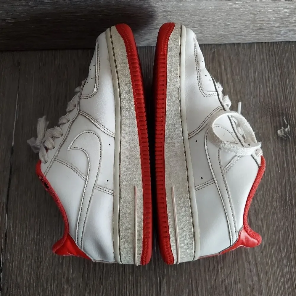 Nike Air Force 1 Gs White University Red Sneakers Size 4Y CD6915-101